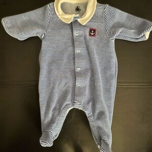 Petit bateau velour onesie